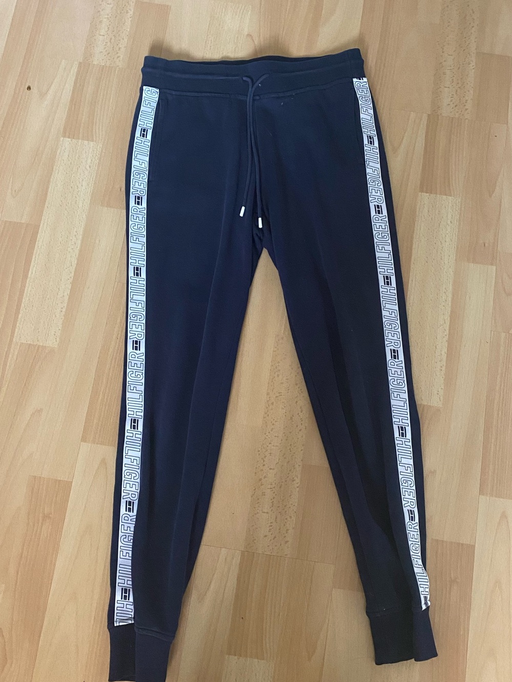 Tommy Hilfiger women’s Navy Logo-Strip Track Pants